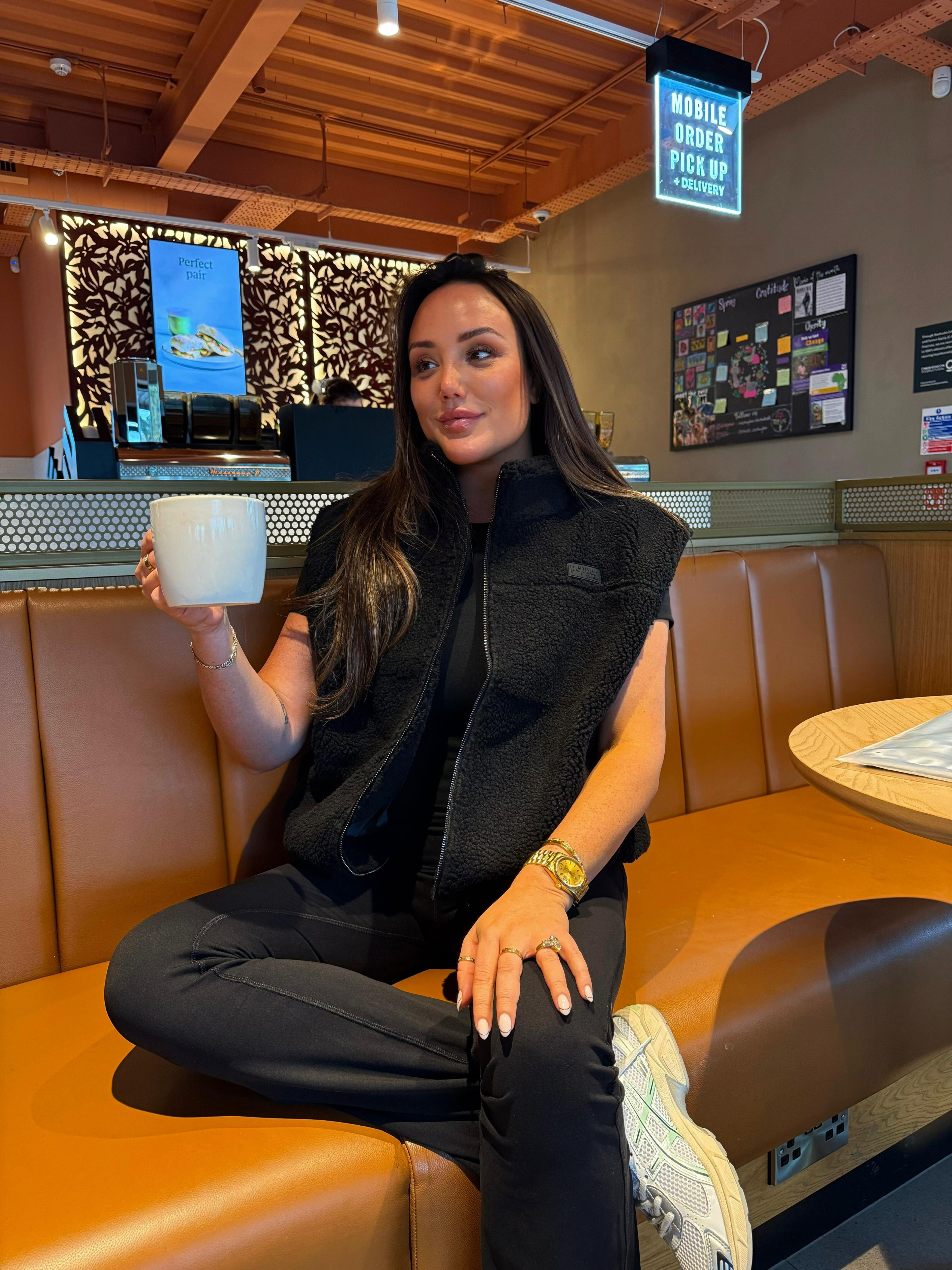 All Black Fleece Gilet