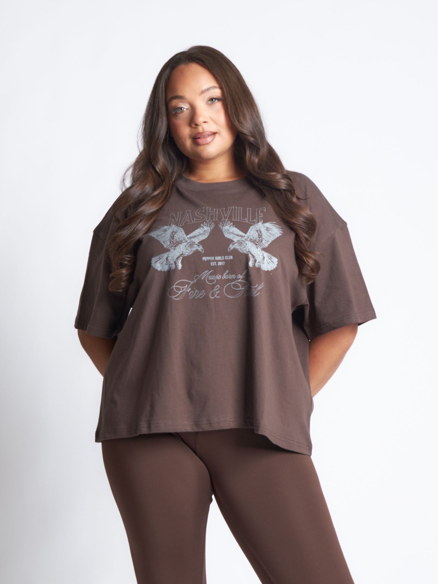 Pepper Girls Club Nashville Oversized T-Shirt