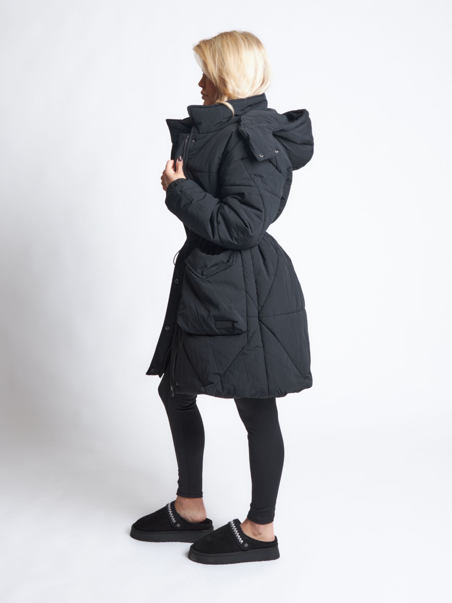 Pepper Girls Club Longline Oversized Puffer Jacket - Black