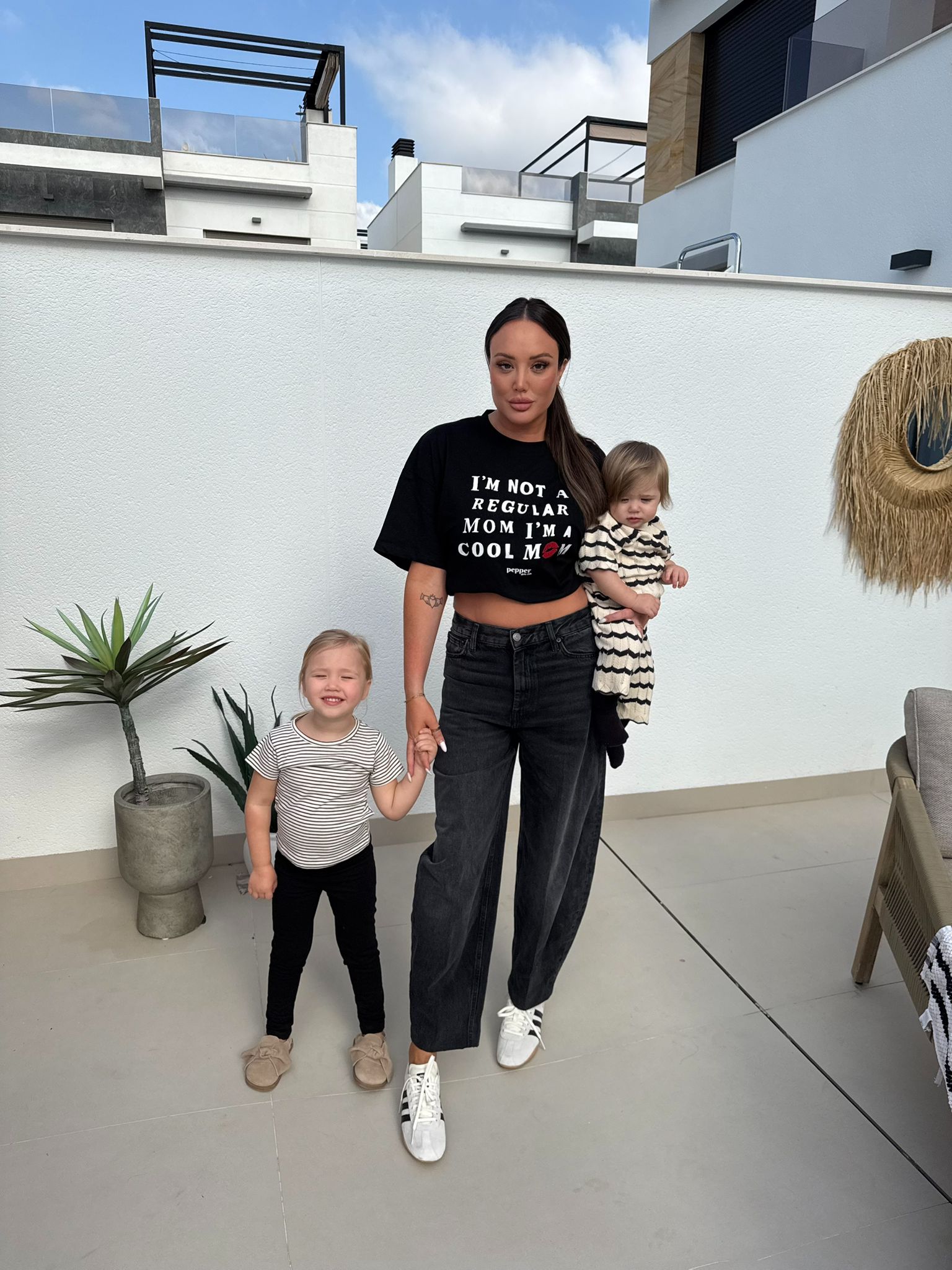Cool Mom T-Shirt Black