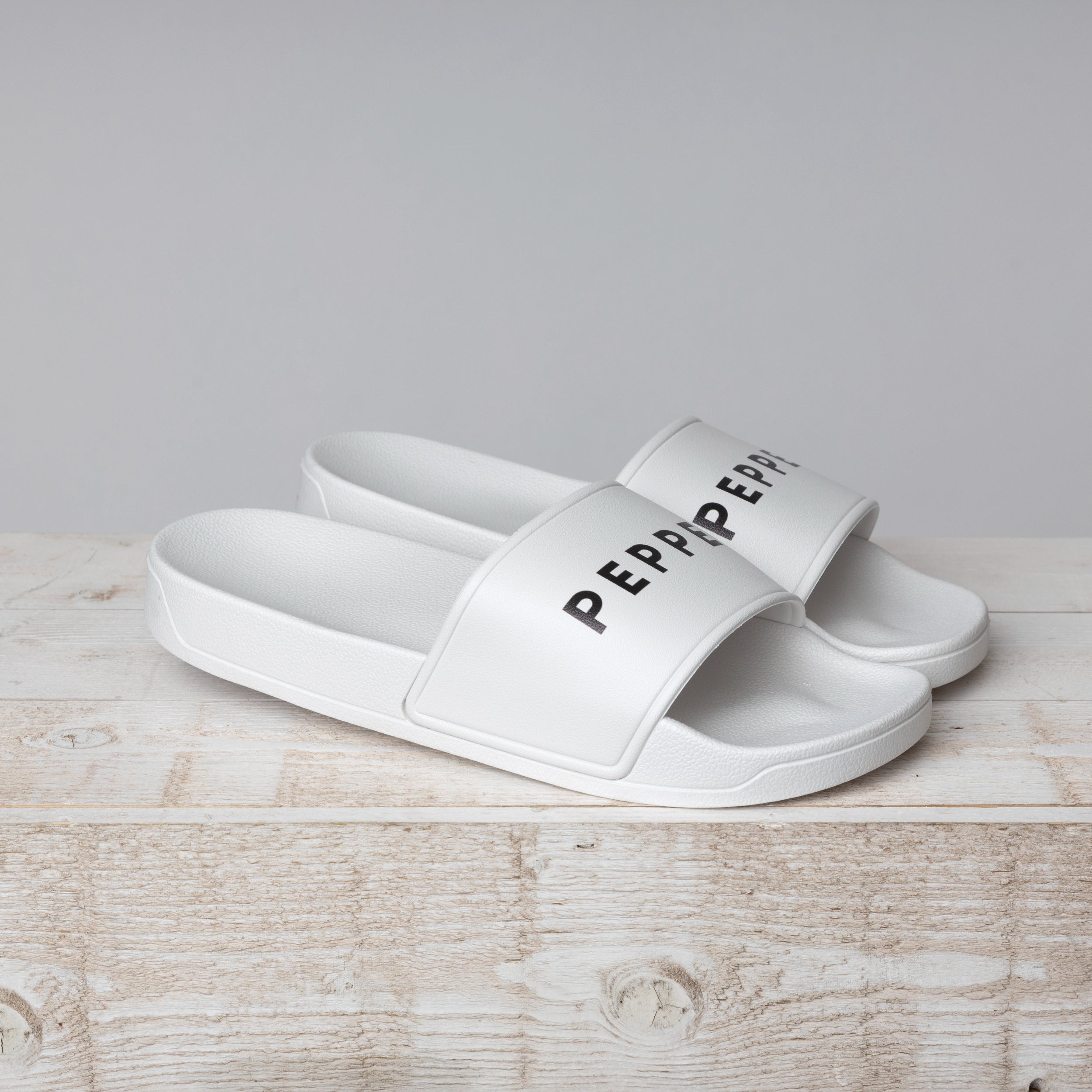 Pepper Sliders in White
